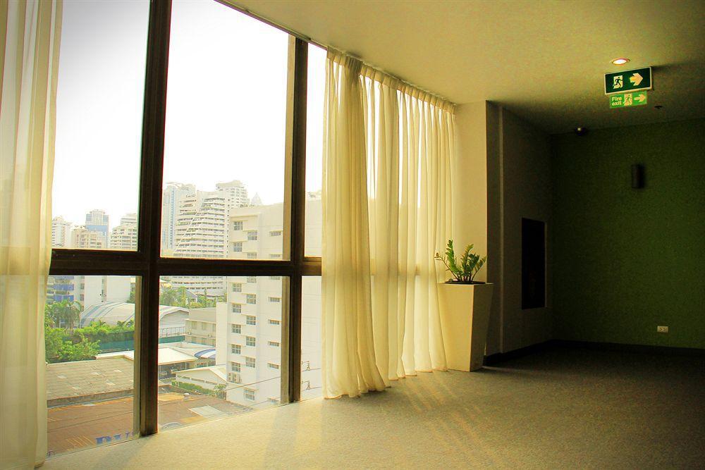 D Varee Xpress Makkasan Hotel Bangkok Dış mekan fotoğraf
