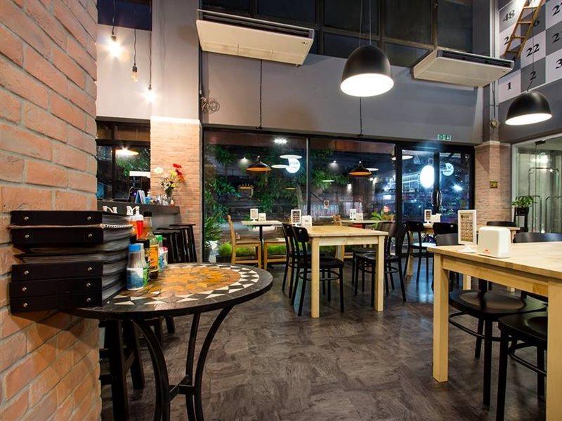 D Varee Xpress Makkasan Hotel Bangkok Dış mekan fotoğraf