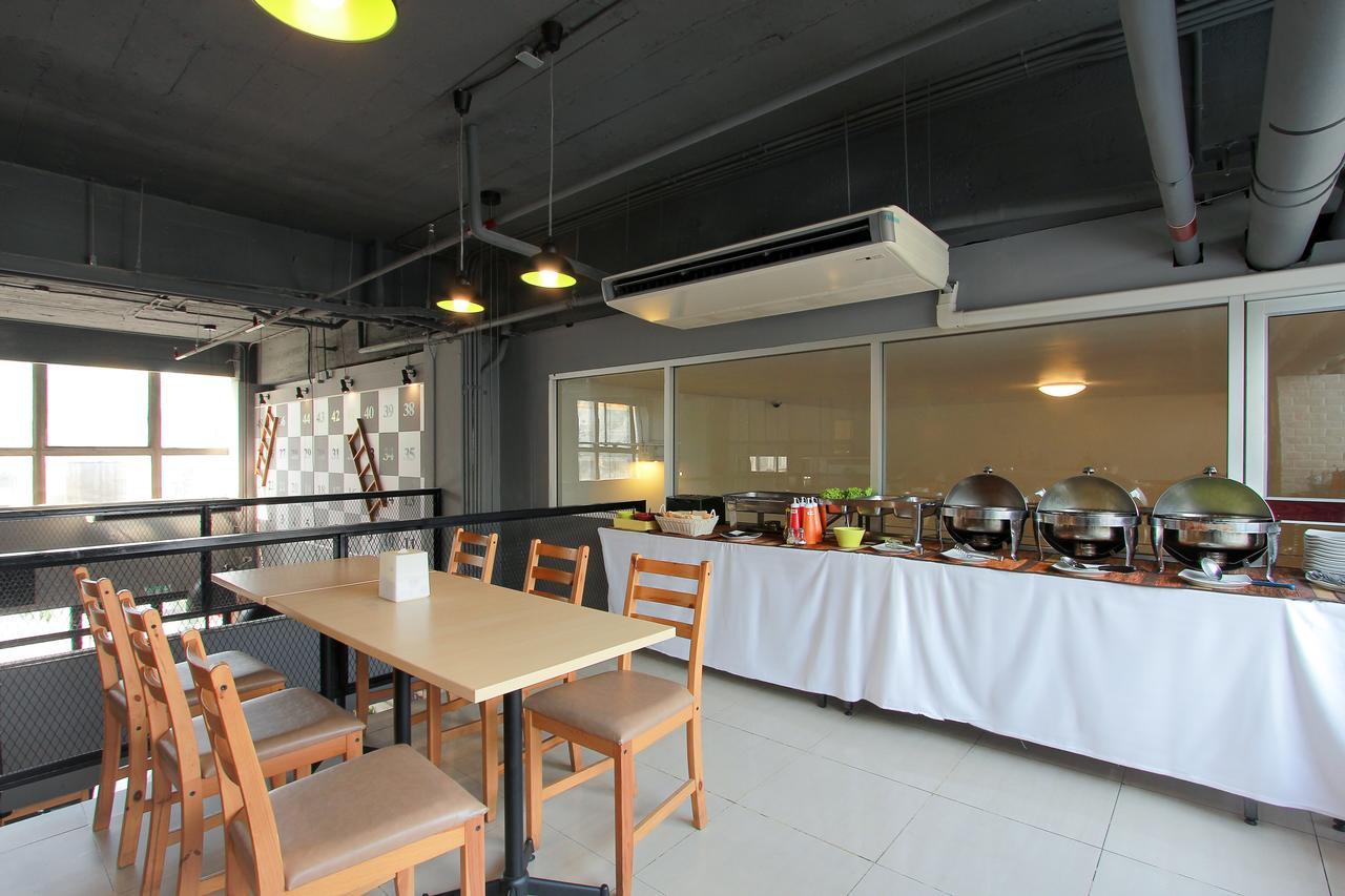 D Varee Xpress Makkasan Hotel Bangkok Dış mekan fotoğraf